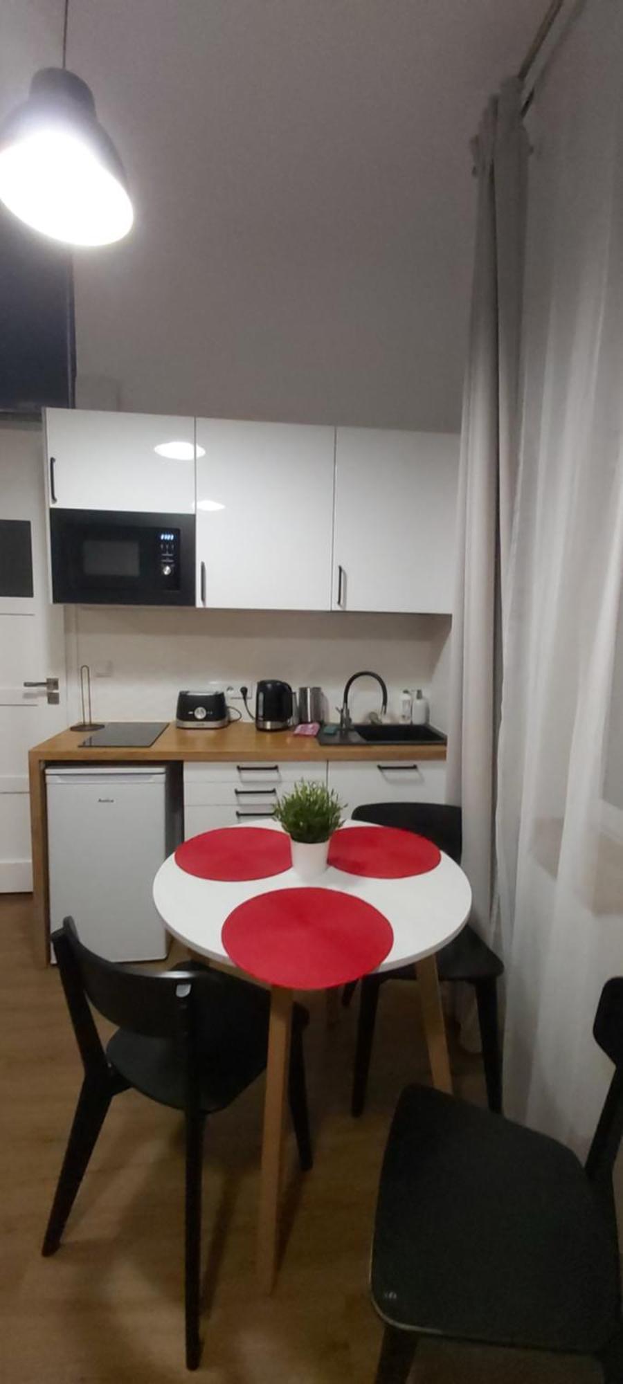 Old Town Stage Apartment One Cracóvia Exterior foto