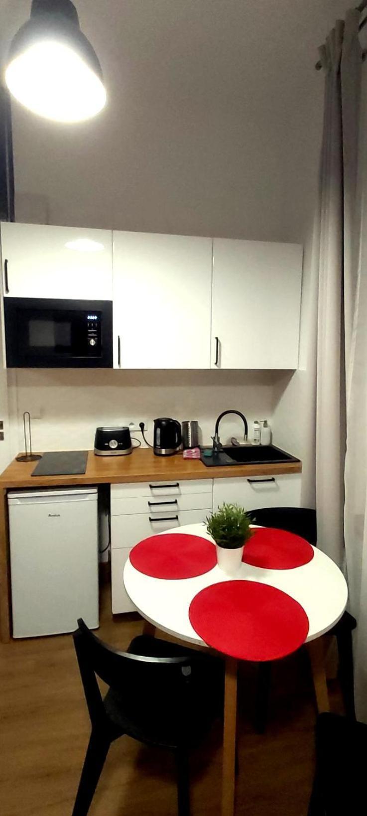 Old Town Stage Apartment One Cracóvia Exterior foto