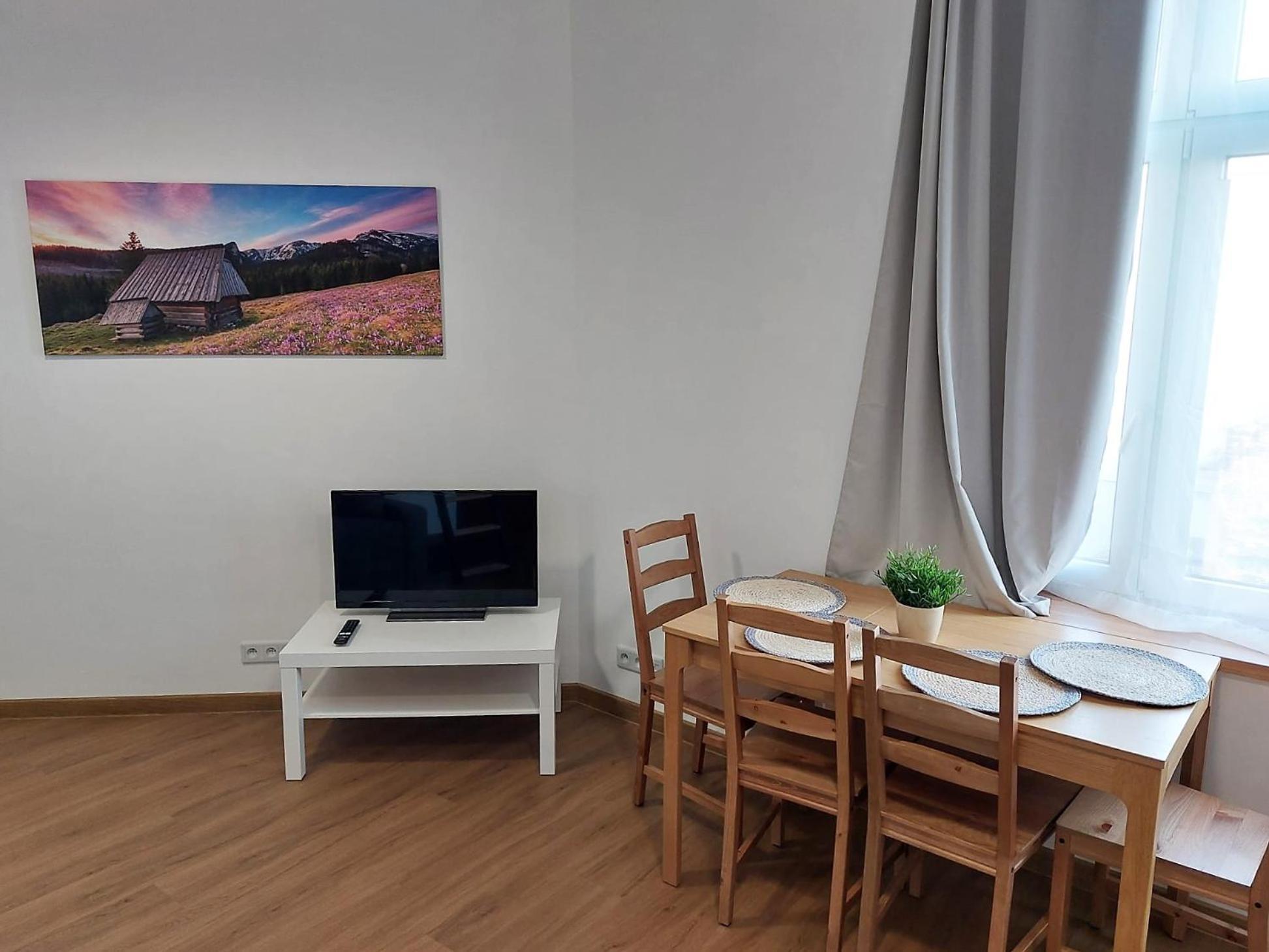 Old Town Stage Apartment One Cracóvia Exterior foto